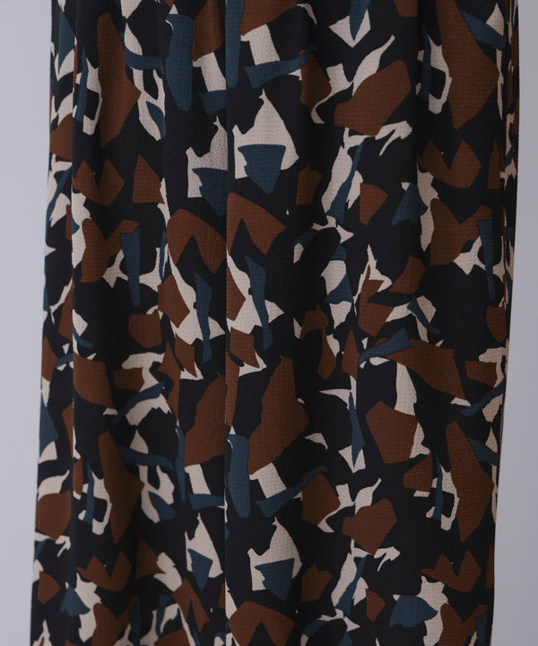 ランダムパターン柄ワイドパンツ