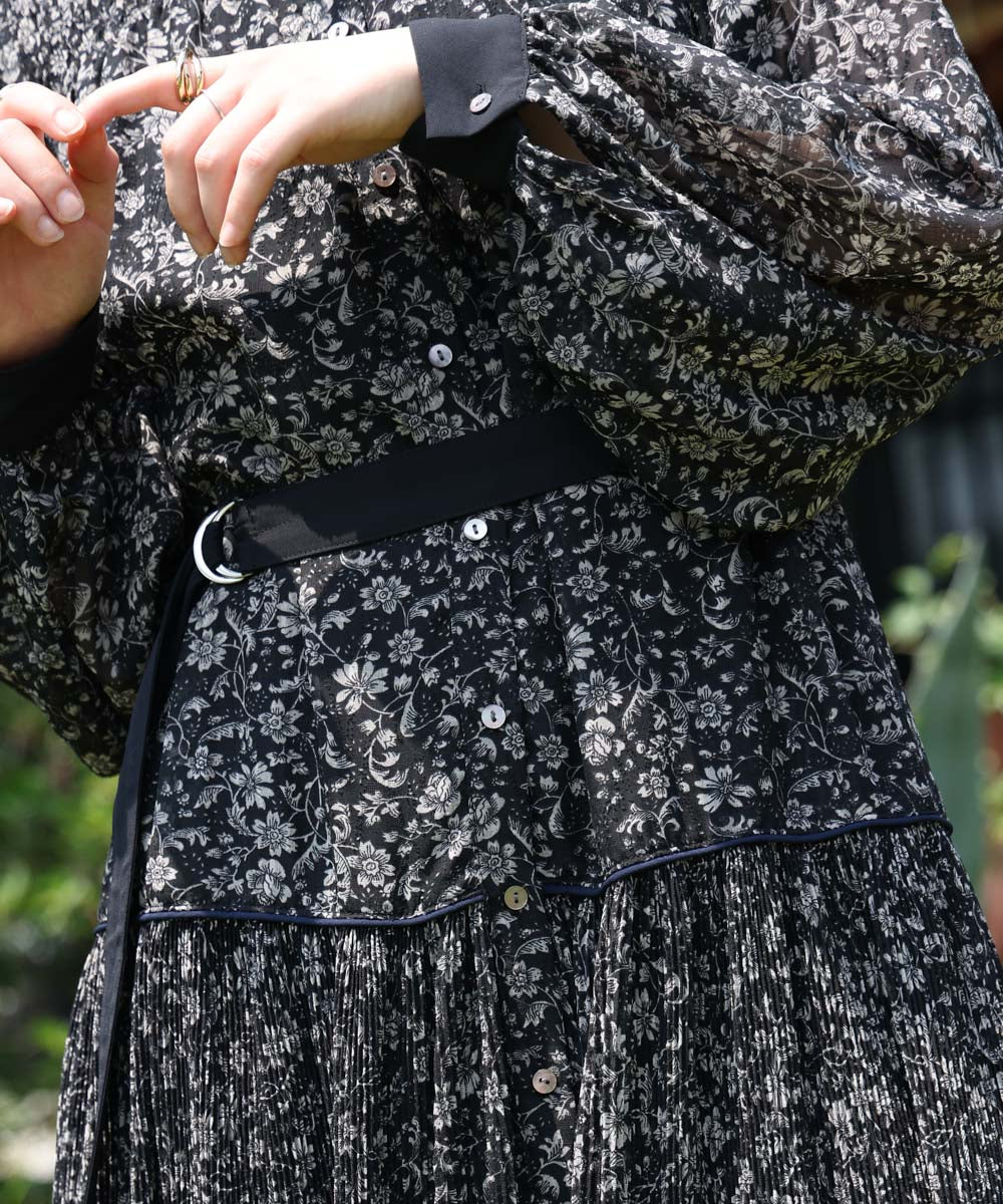 フラワープリーツワンピース