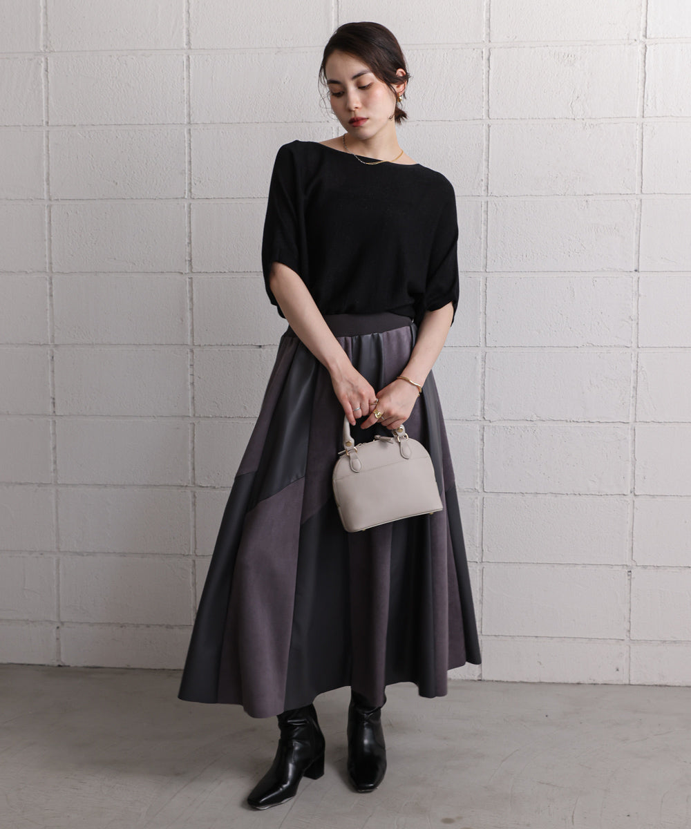 フェイクレザーフレアスカート