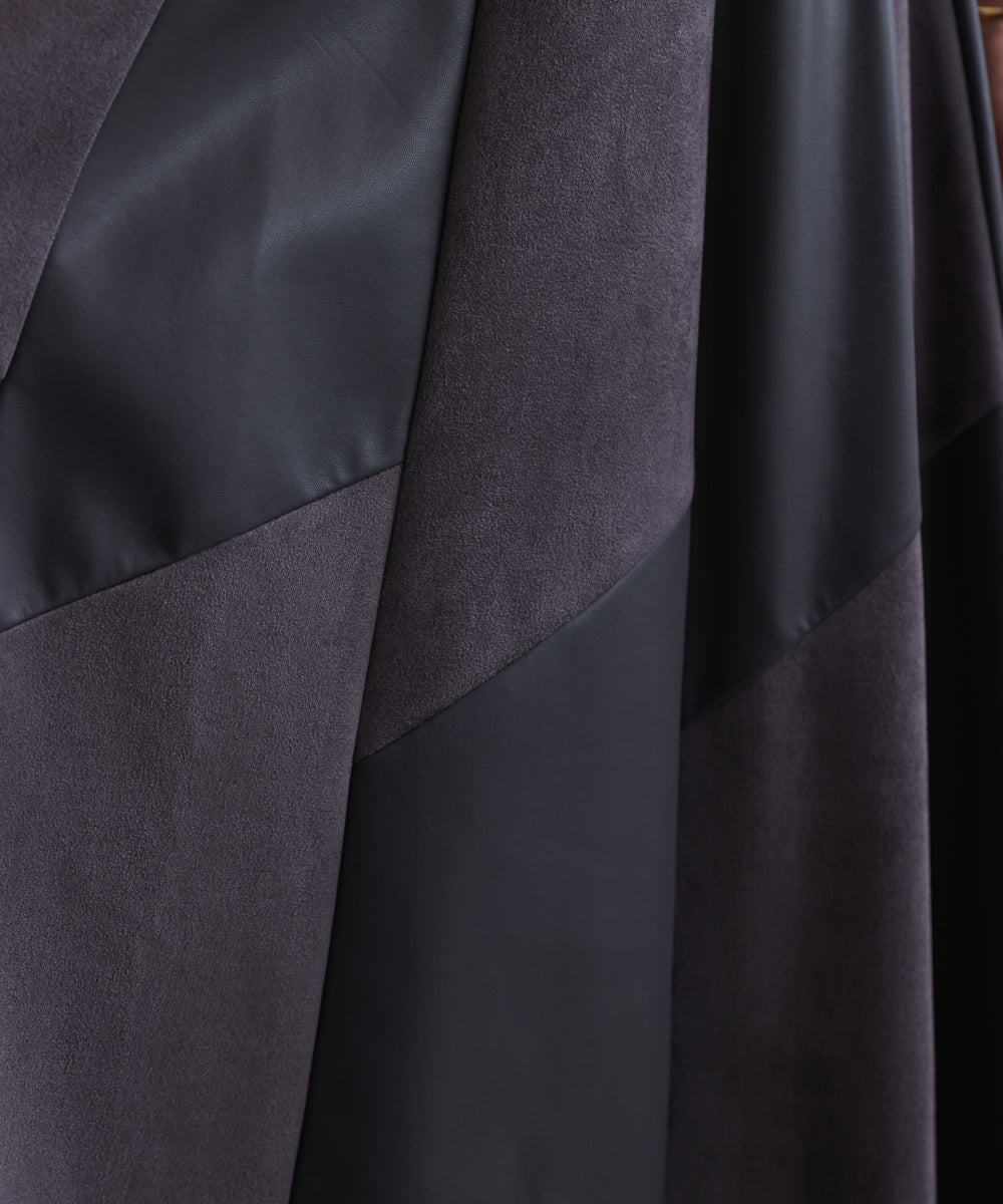 フェイクレザーフレアスカート