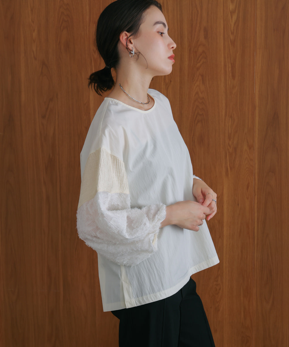 袖ボリュームブラウス