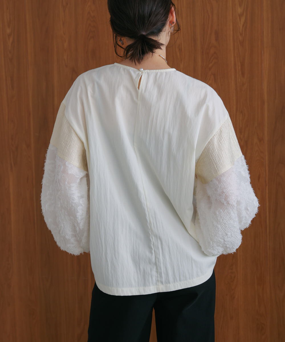 袖ボリュームブラウス