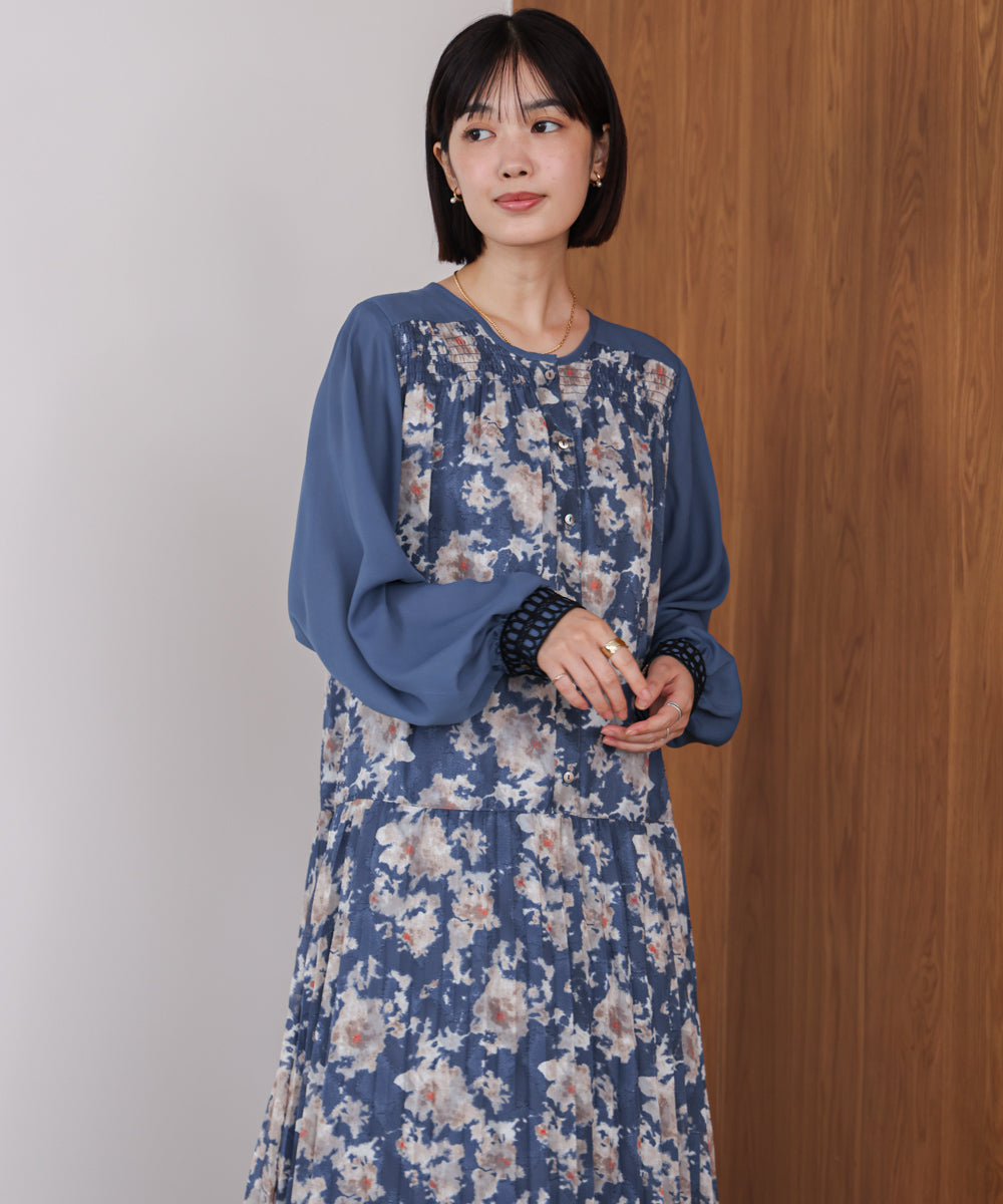 ジャガードプリーツワンピース