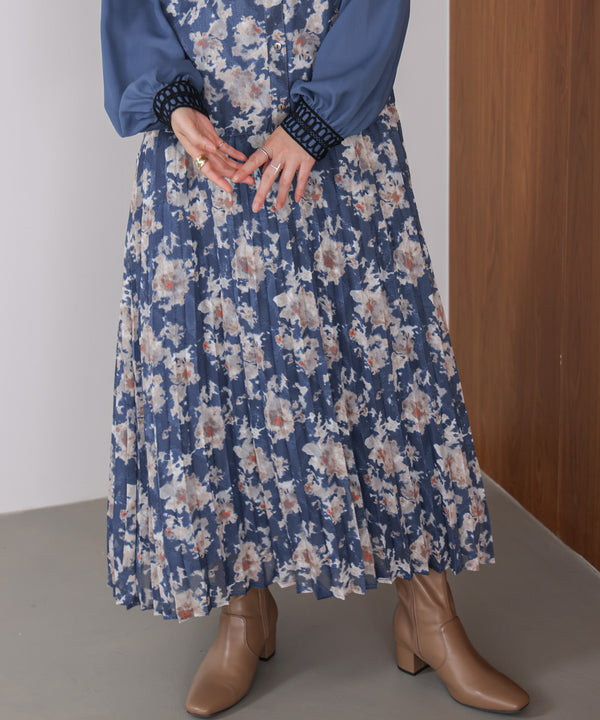 ジャガードプリーツワンピース