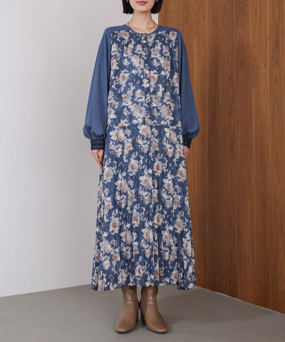 ジャガードプリーツワンピース