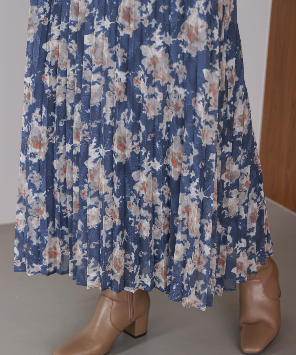 ジャガードプリーツワンピース