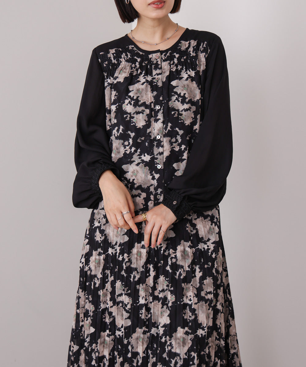 ジャガードプリーツワンピース