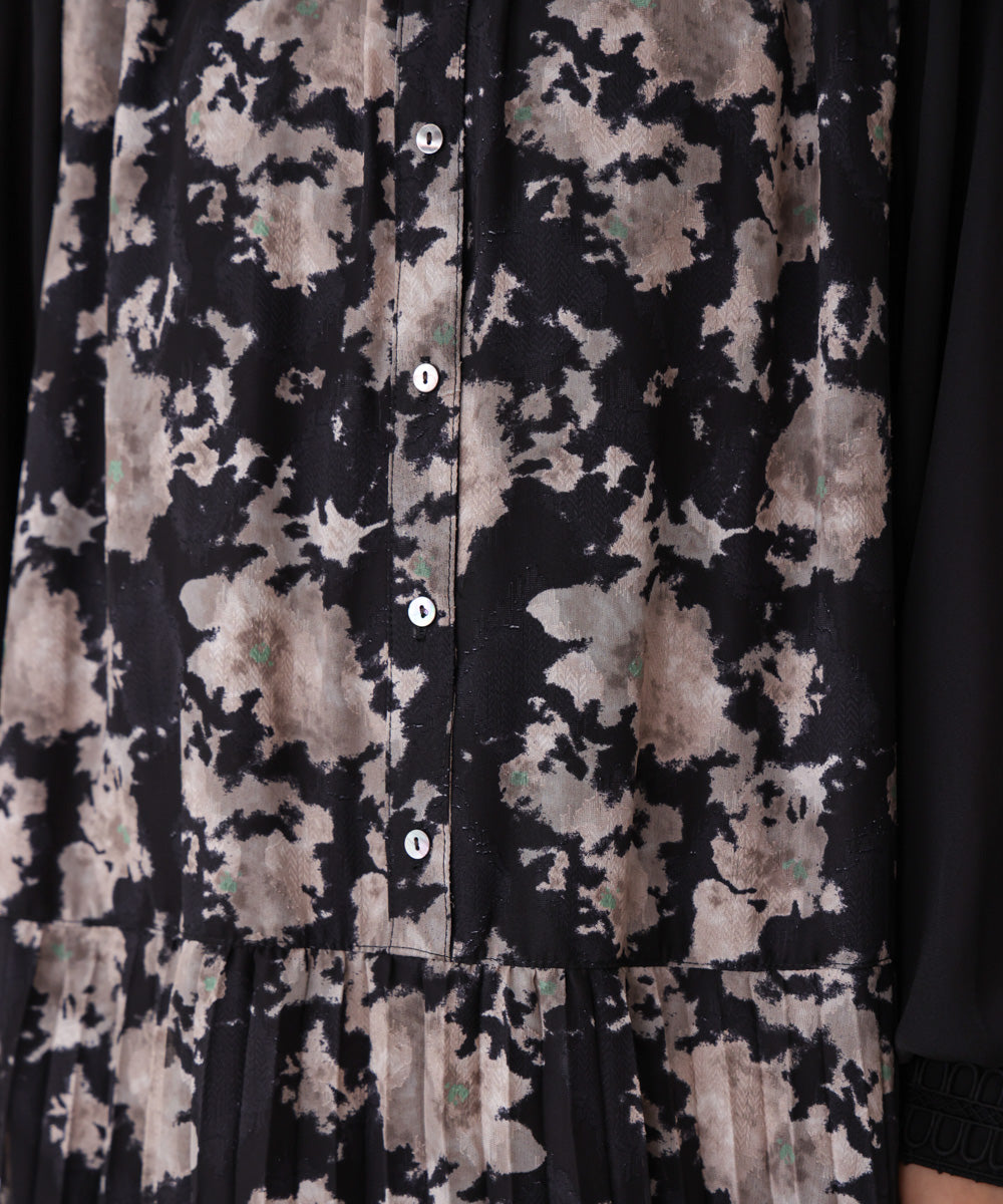 ジャガードプリーツワンピース