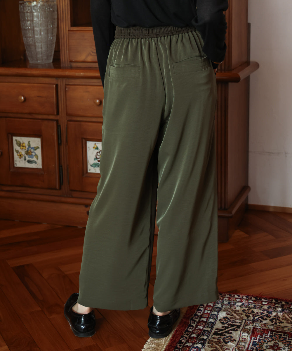 異素材カーゴパンツ