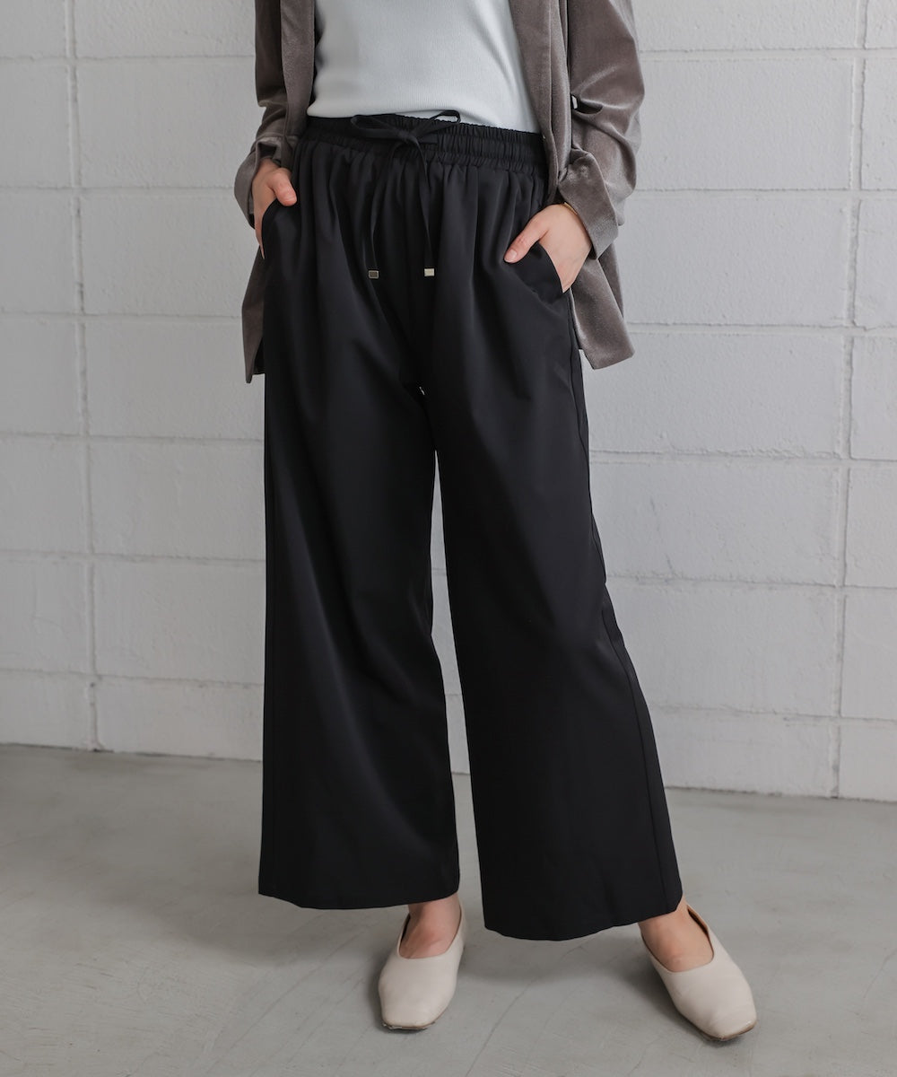 シャイニーリラックスパンツ