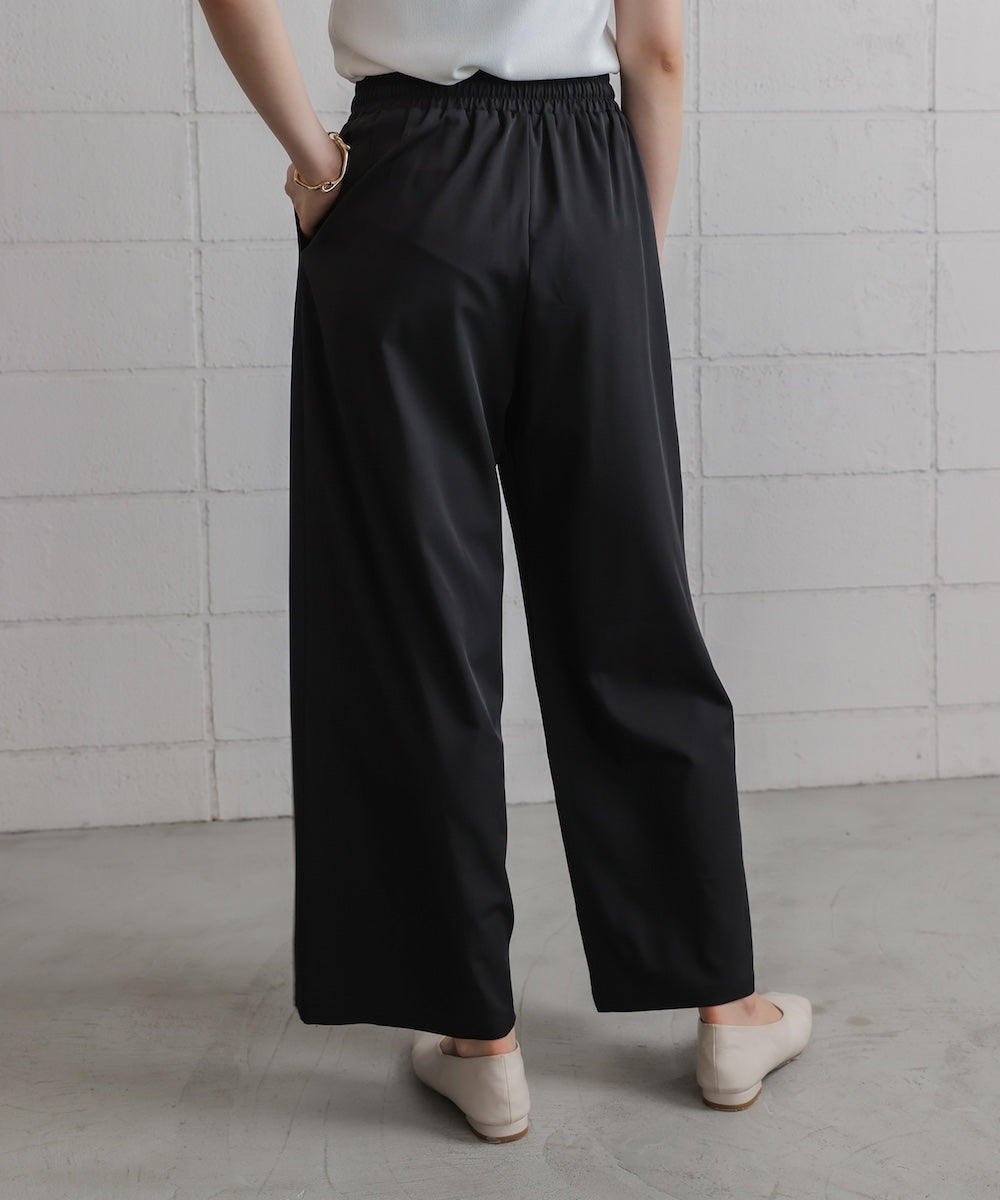 シャイニーリラックスパンツ