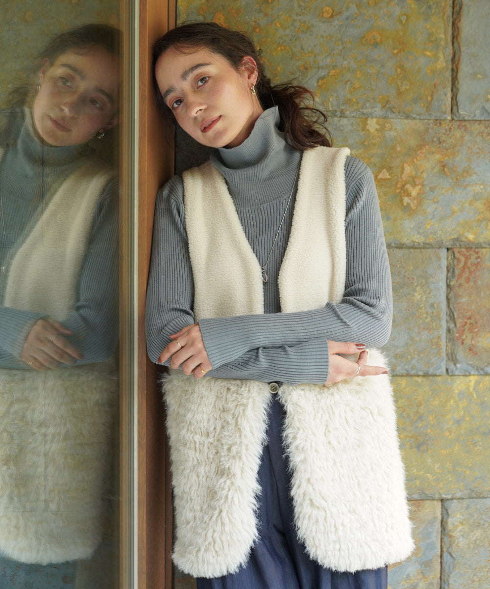 【温度調整素材】バック釦タートルニット