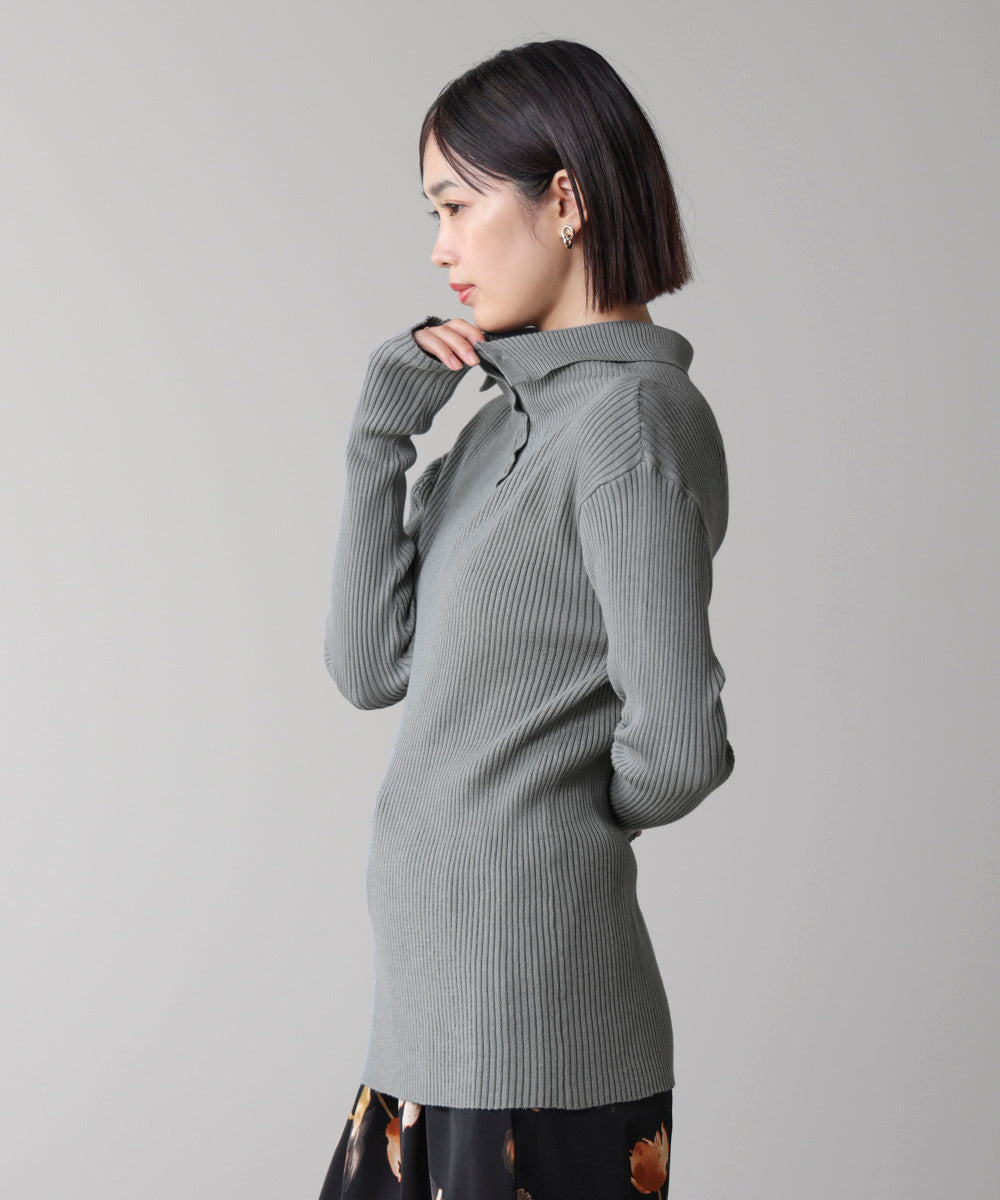 【温度調整素材】バック釦タートルニット