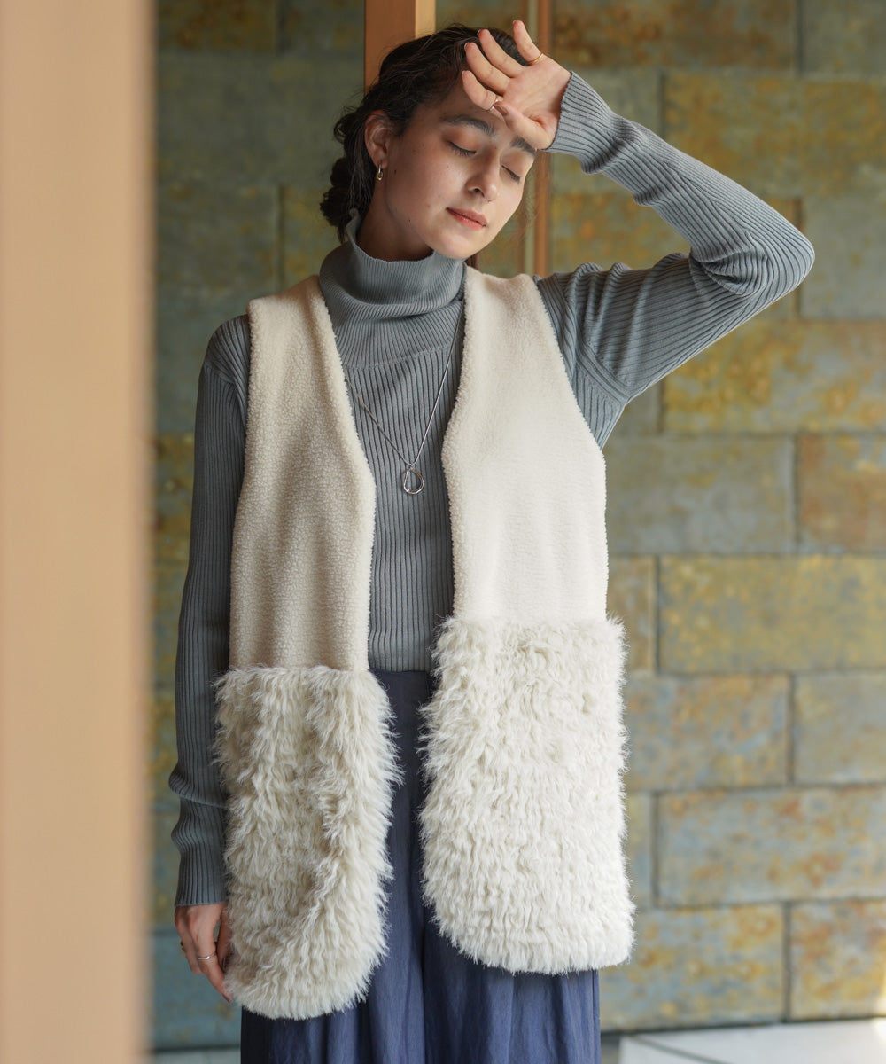 【温度調整素材】バック釦タートルニット