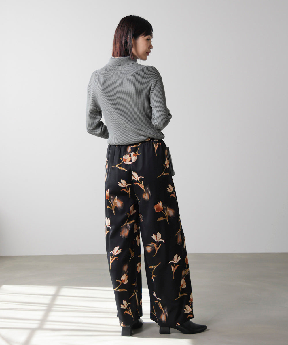 【温度調整素材】バック釦タートルニット