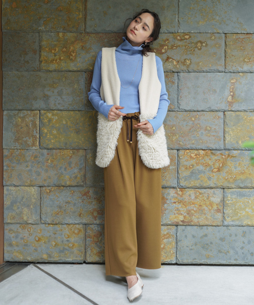 【温度調整素材】バック釦タートルニット