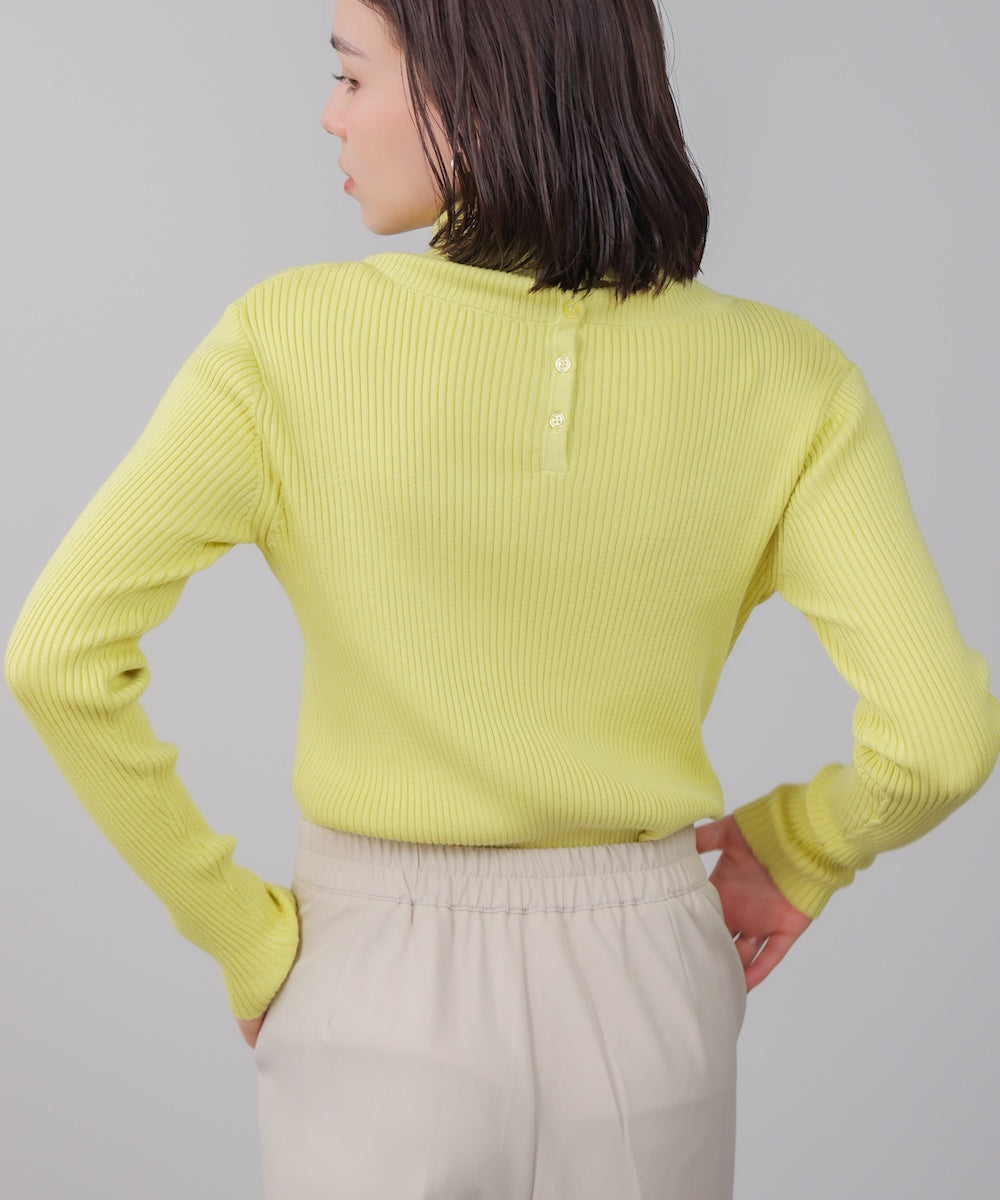 【温度調整素材】バック釦タートルニット