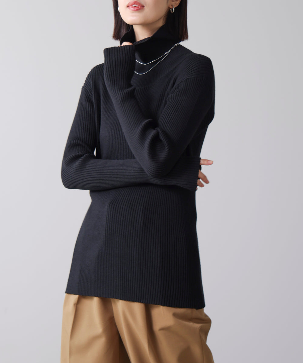 【温度調整素材】バック釦タートルニット