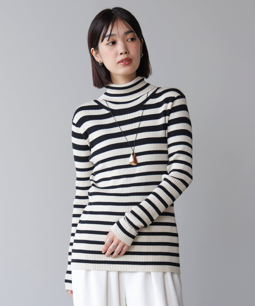 【温度調整素材】バック釦タートルニット