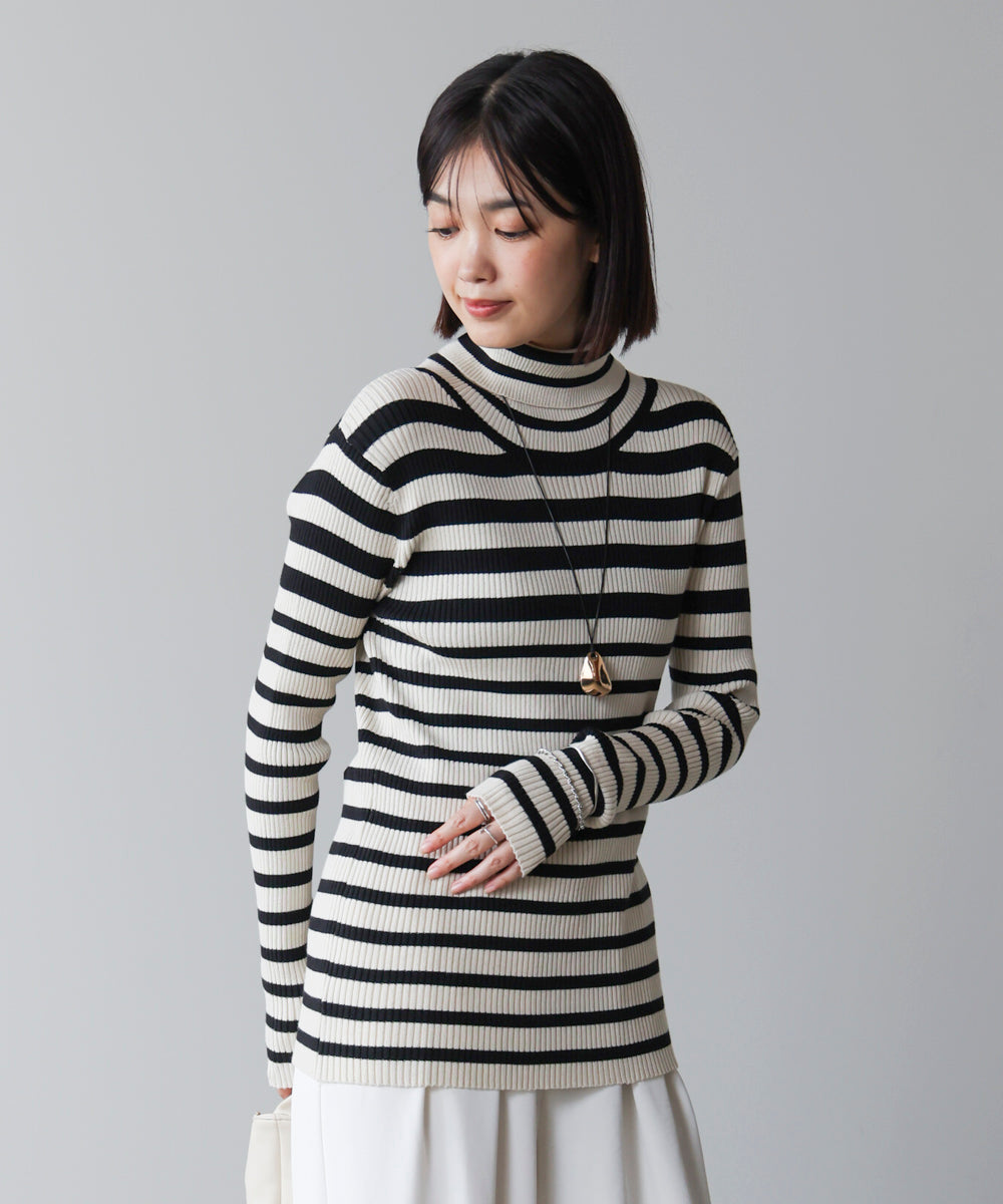 【温度調整素材】バック釦タートルニット