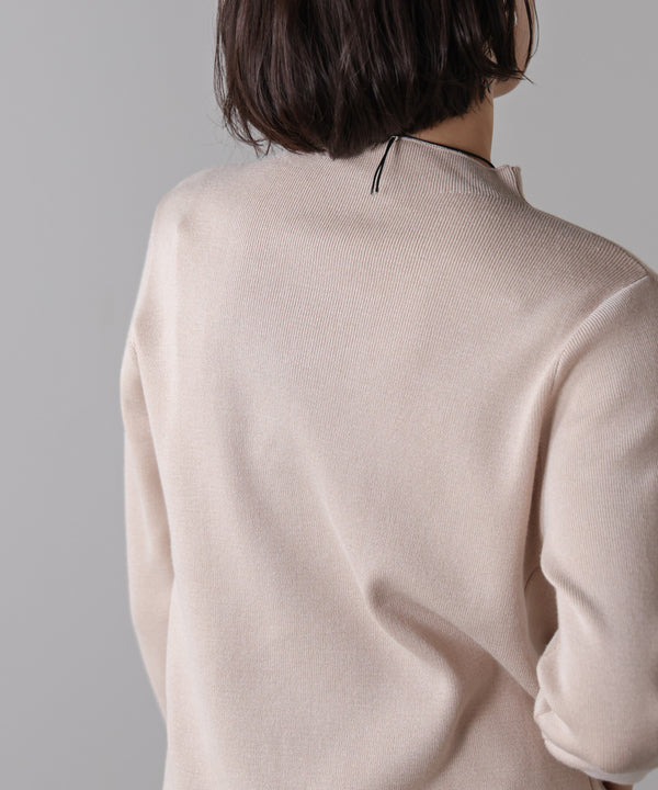 ハイネック総針ニットプルオーバー