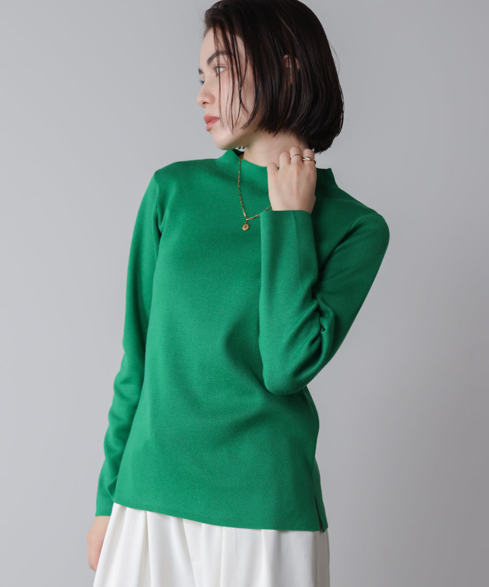 ハイネック総針ニットプルオーバー