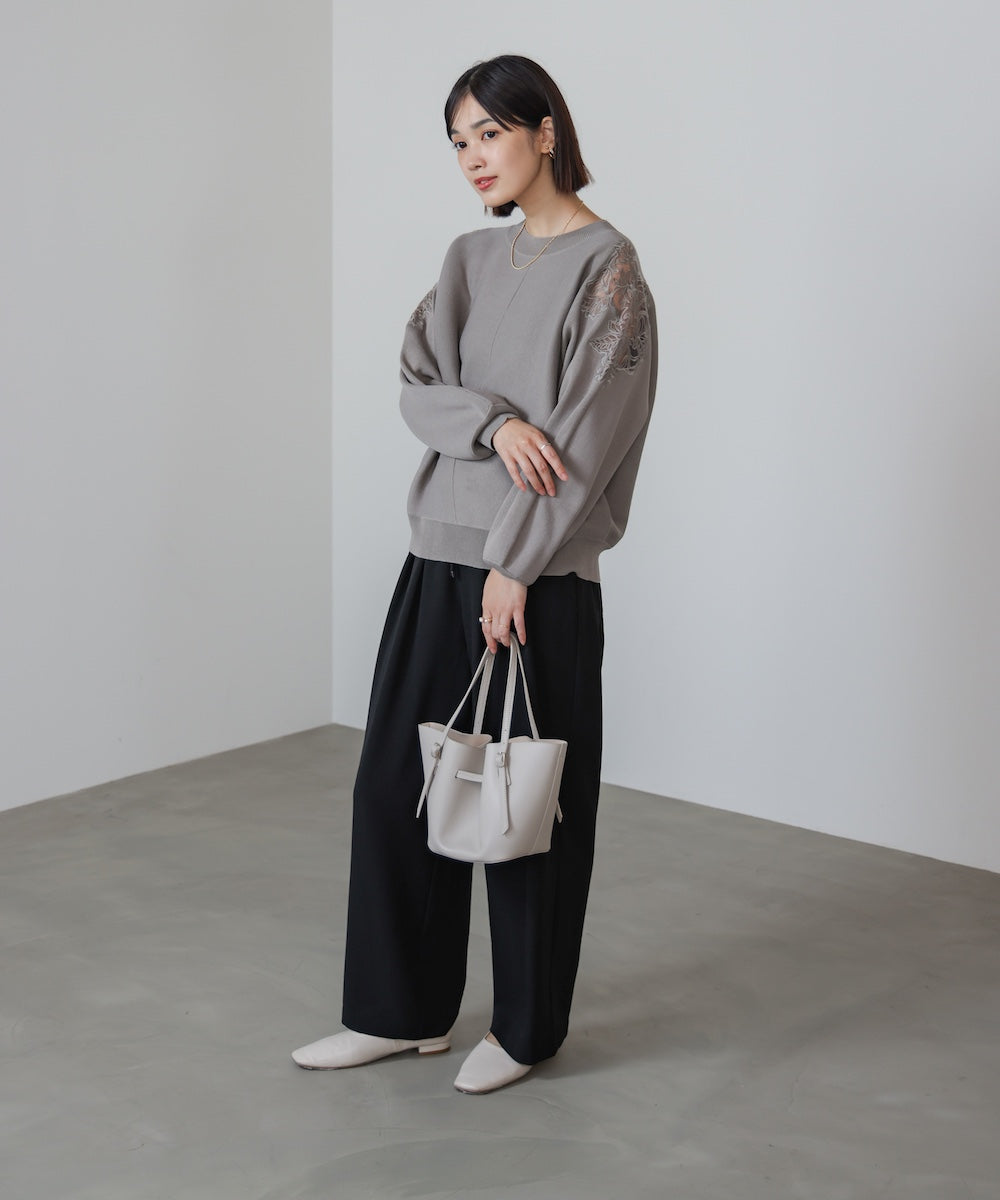 肩レースドルマンニットプルオーバー