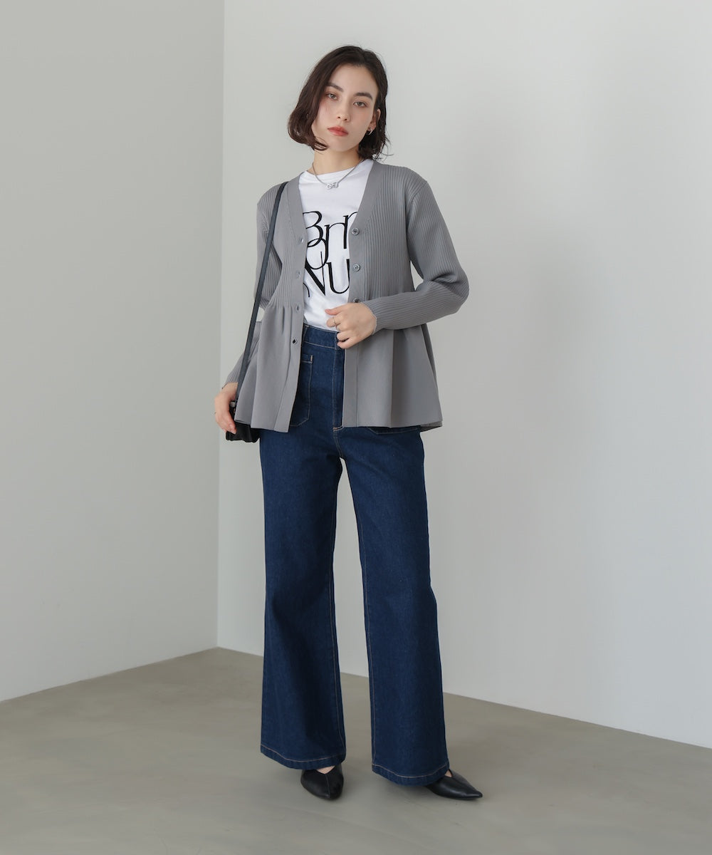 軽量ペプラムニットカーディガン