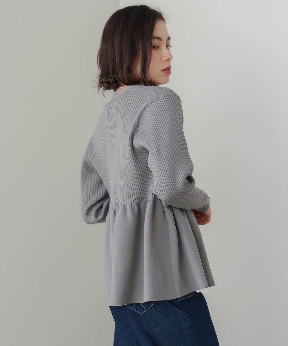 軽量ペプラムニットカーディガン