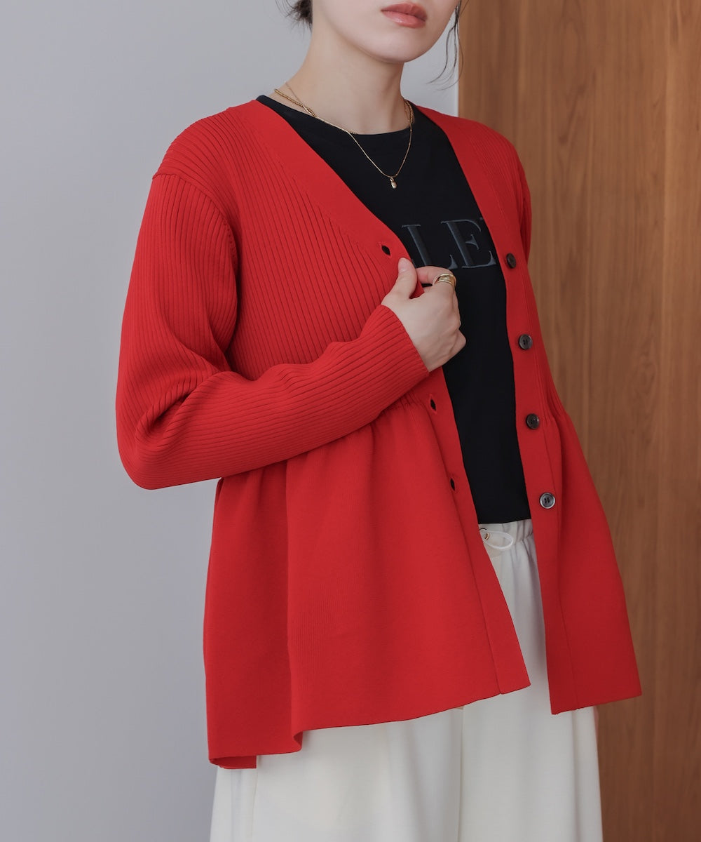 軽量ペプラムニットカーディガン