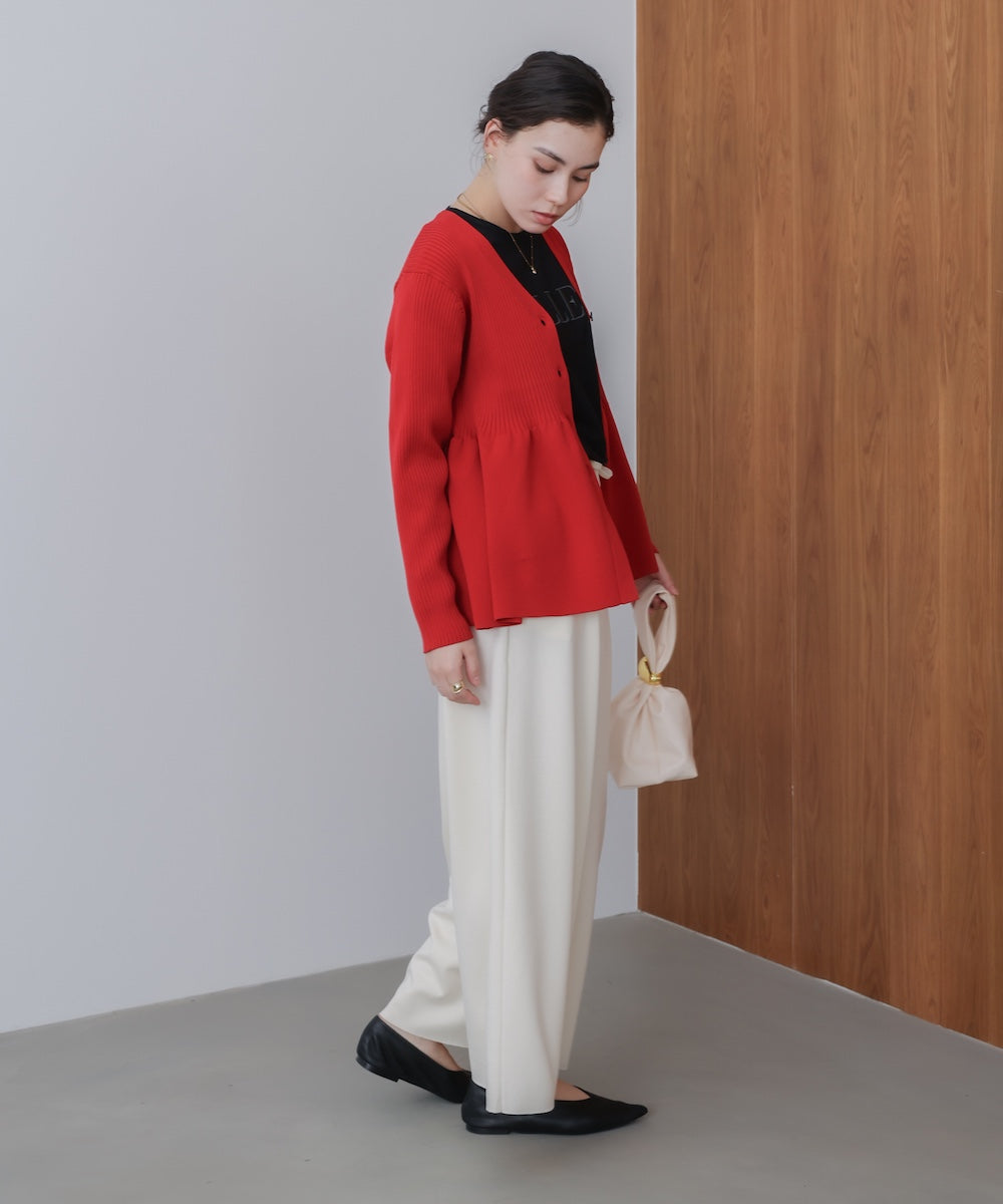 軽量ペプラムニットカーディガン