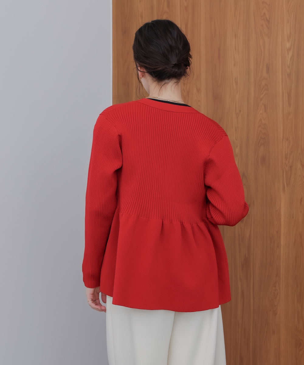 軽量ペプラムニットカーディガン