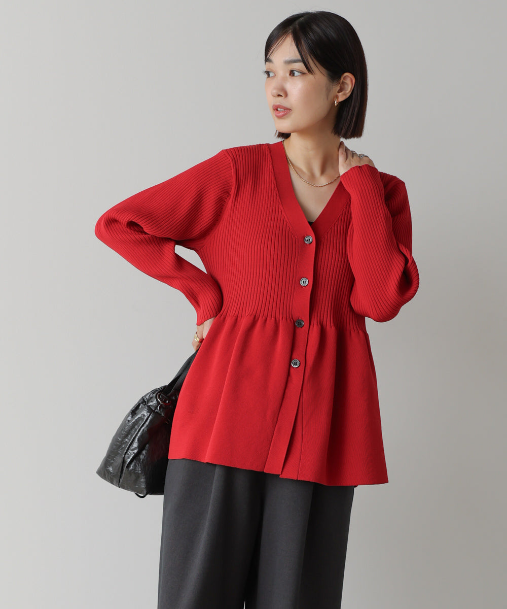 軽量ペプラムニットカーディガン