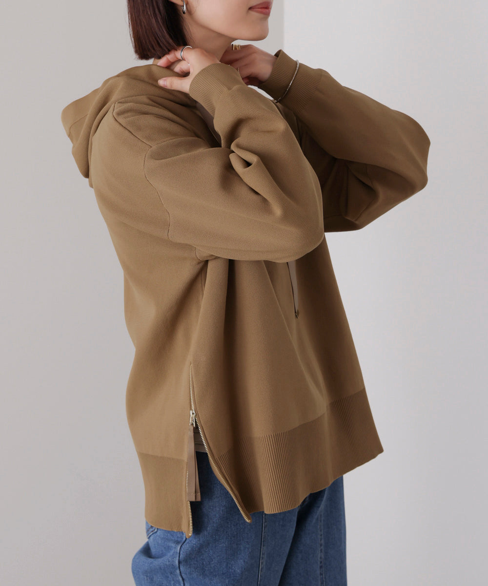 軽量ニットパーカー