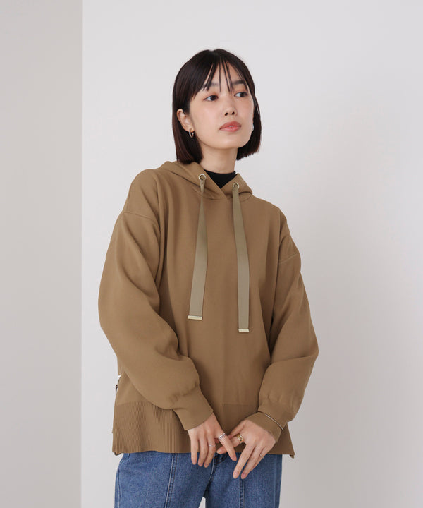 軽量ニットパーカー