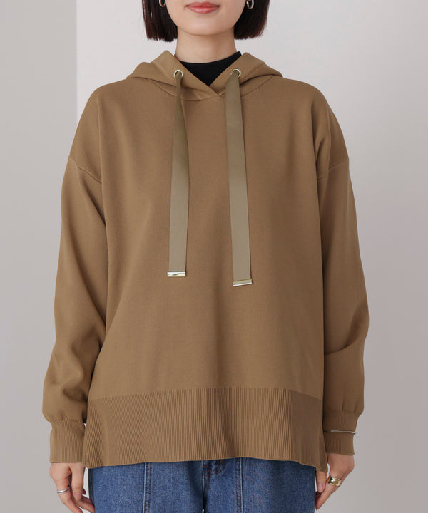 軽量ニットパーカー