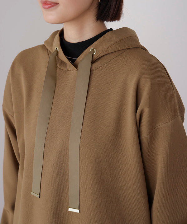 軽量ニットパーカー