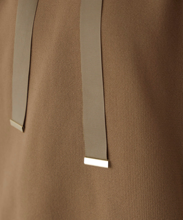 軽量ニットパーカー