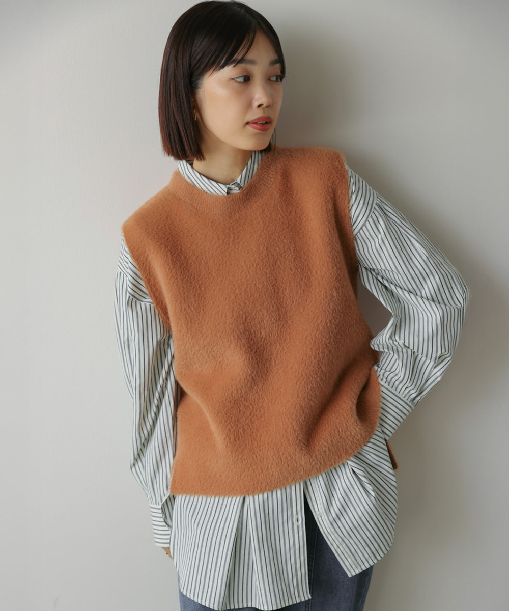 ダブルフェイスフェザースリットベスト