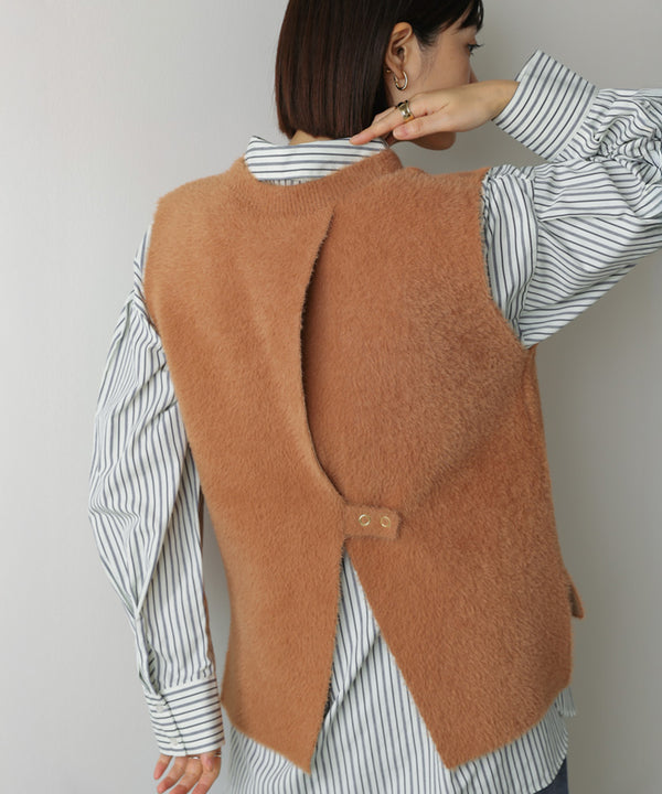 ダブルフェイスフェザースリットベスト