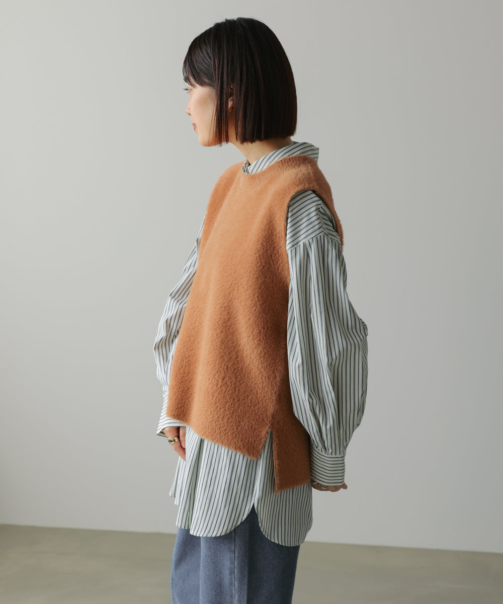 ダブルフェイスフェザースリットベスト