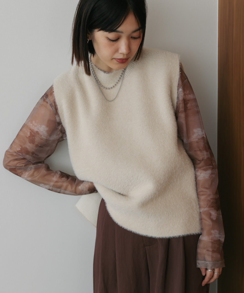 ダブルフェイスフェザースリットベスト