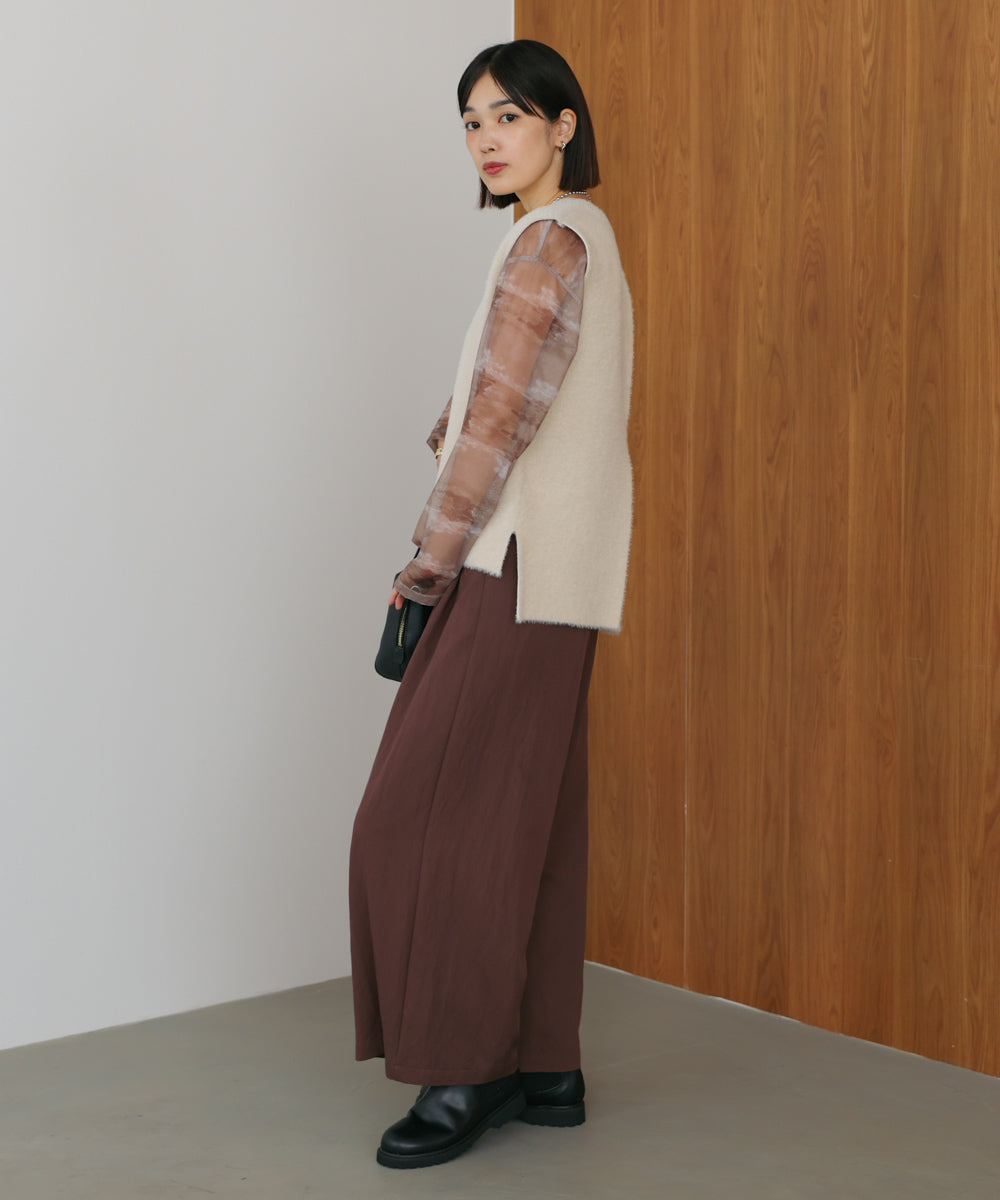 ダブルフェイスフェザースリットベスト