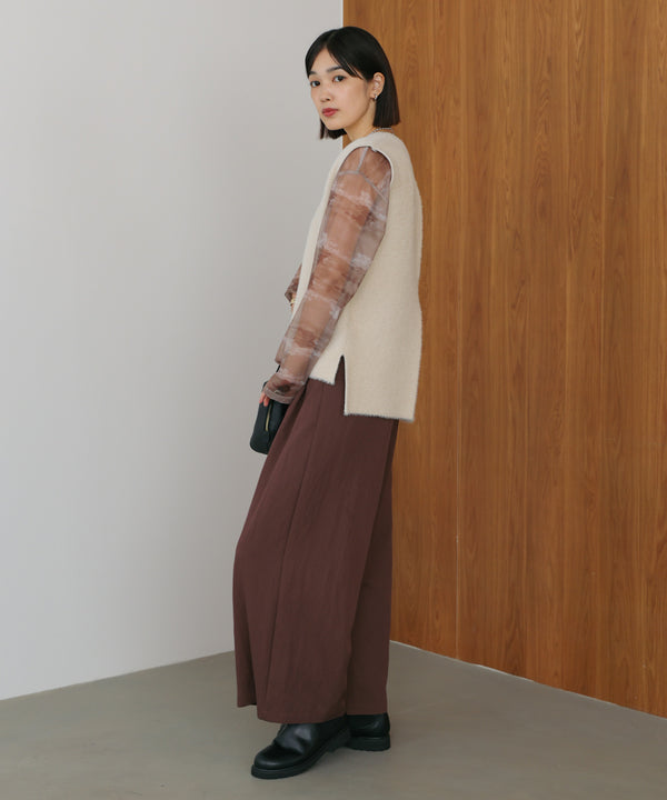 ダブルフェイスフェザースリットベスト