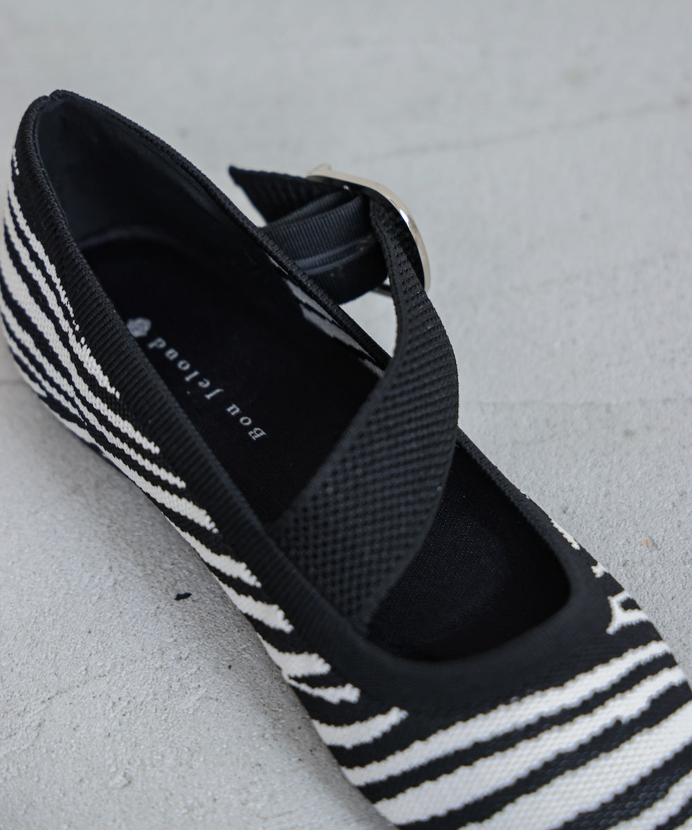 ベルトフィットパンプス