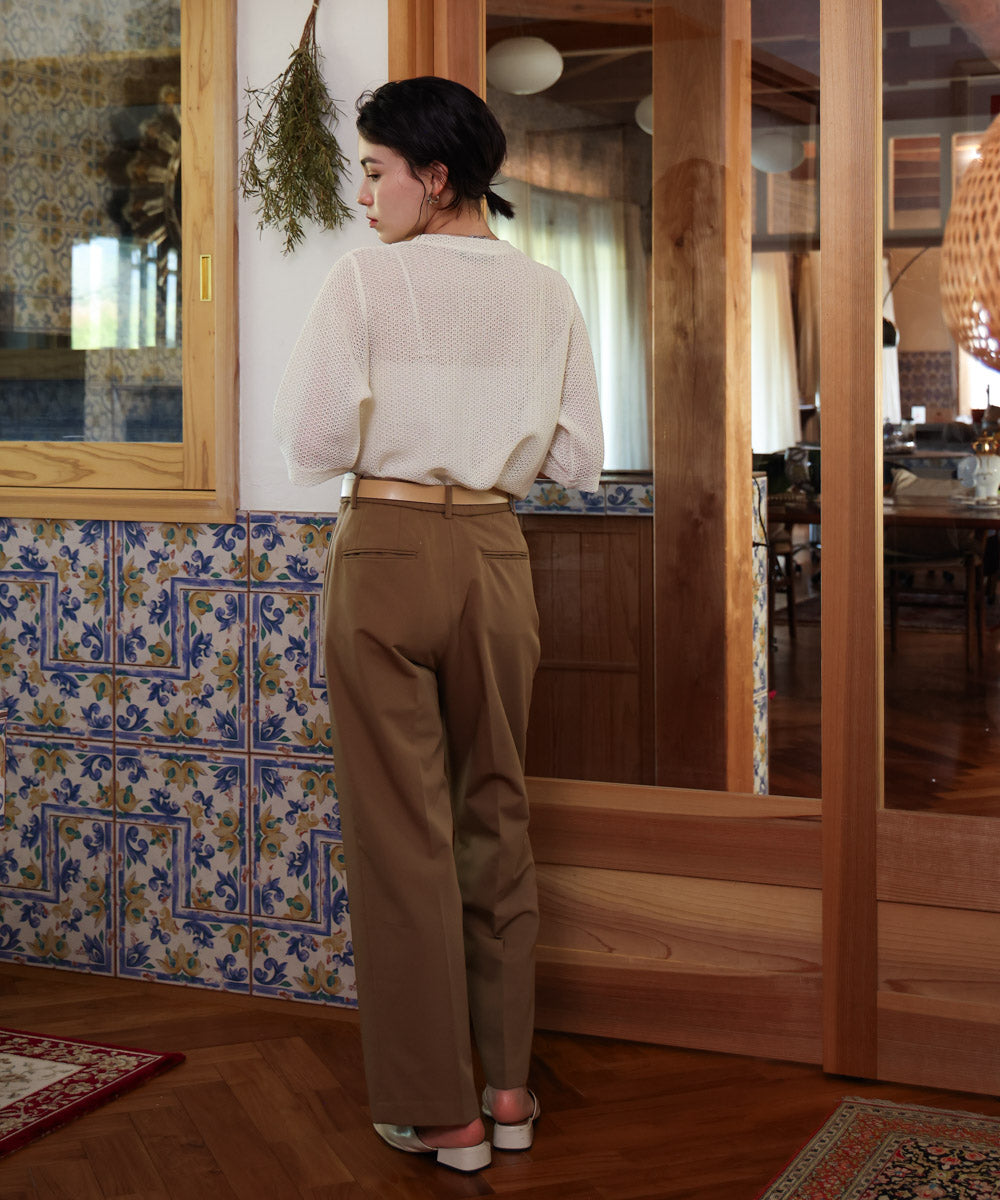 コード刺しゅうモチーフプルオーバー