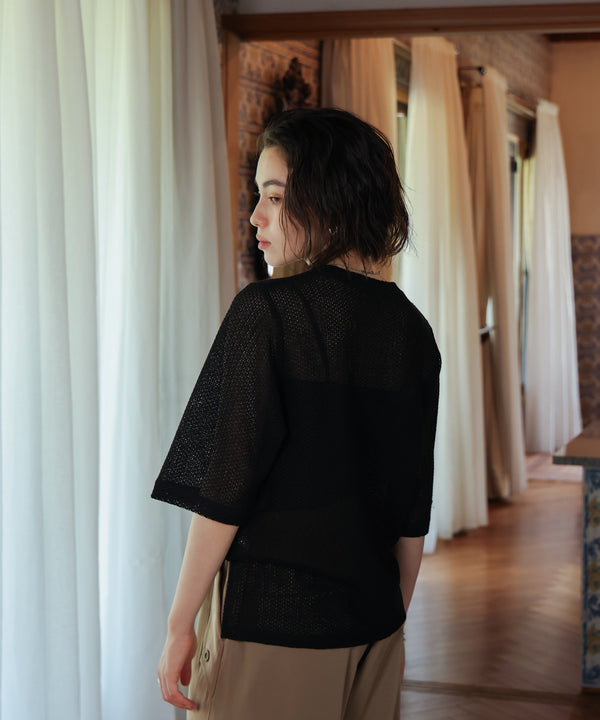 コード刺しゅうモチーフプルオーバー