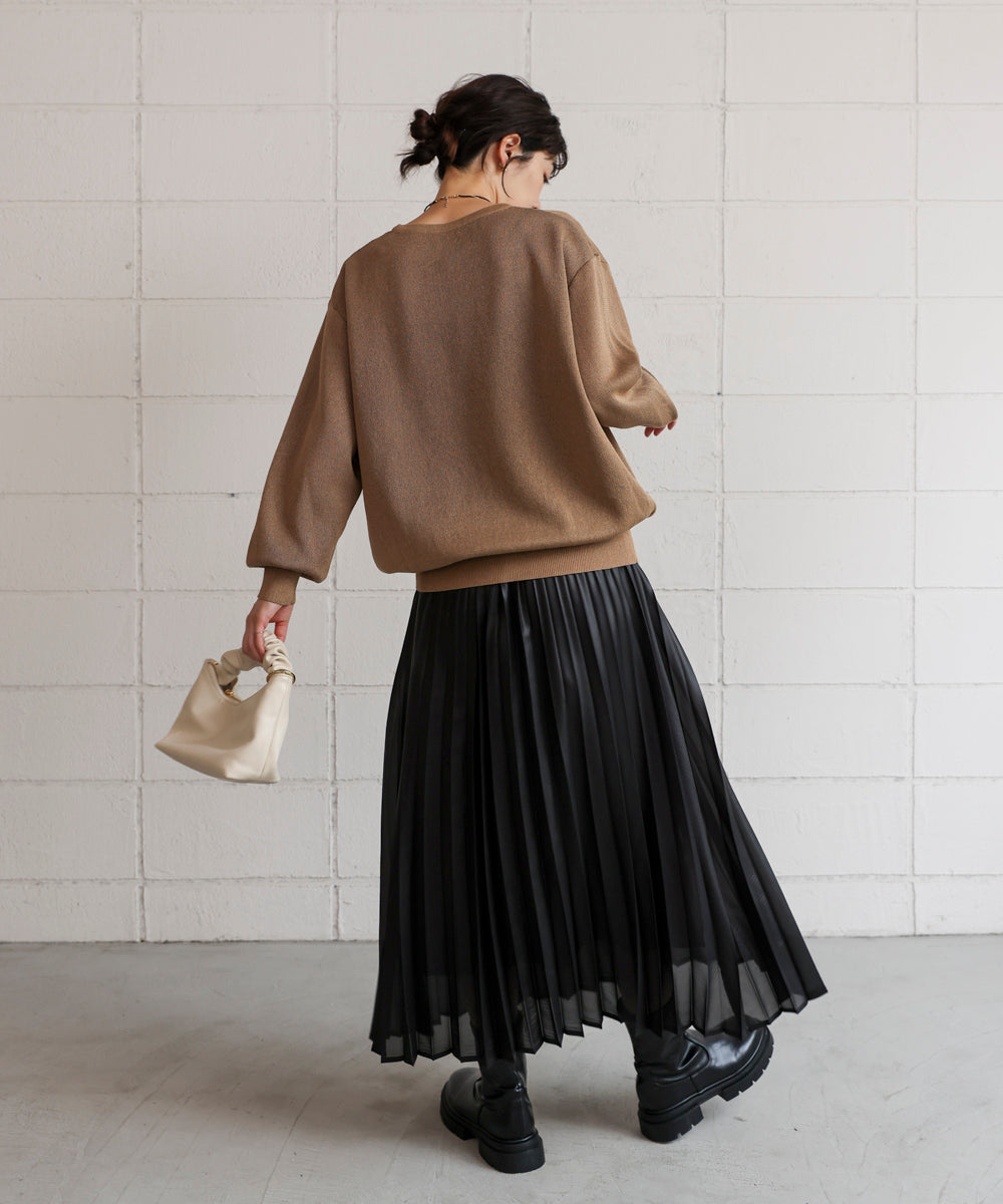 レザーライクチンツ加工スカート