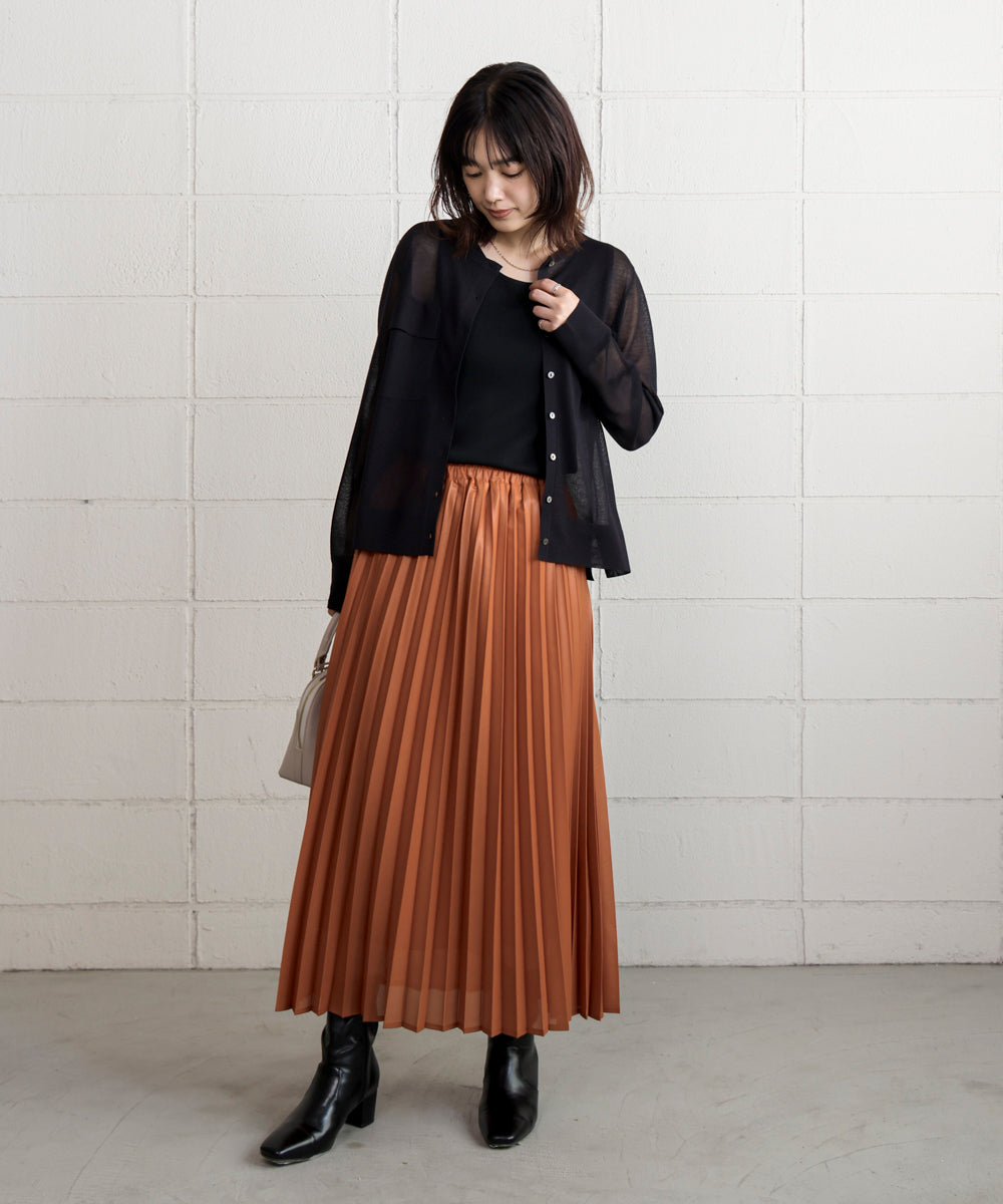 レザーライクチンツ加工スカート