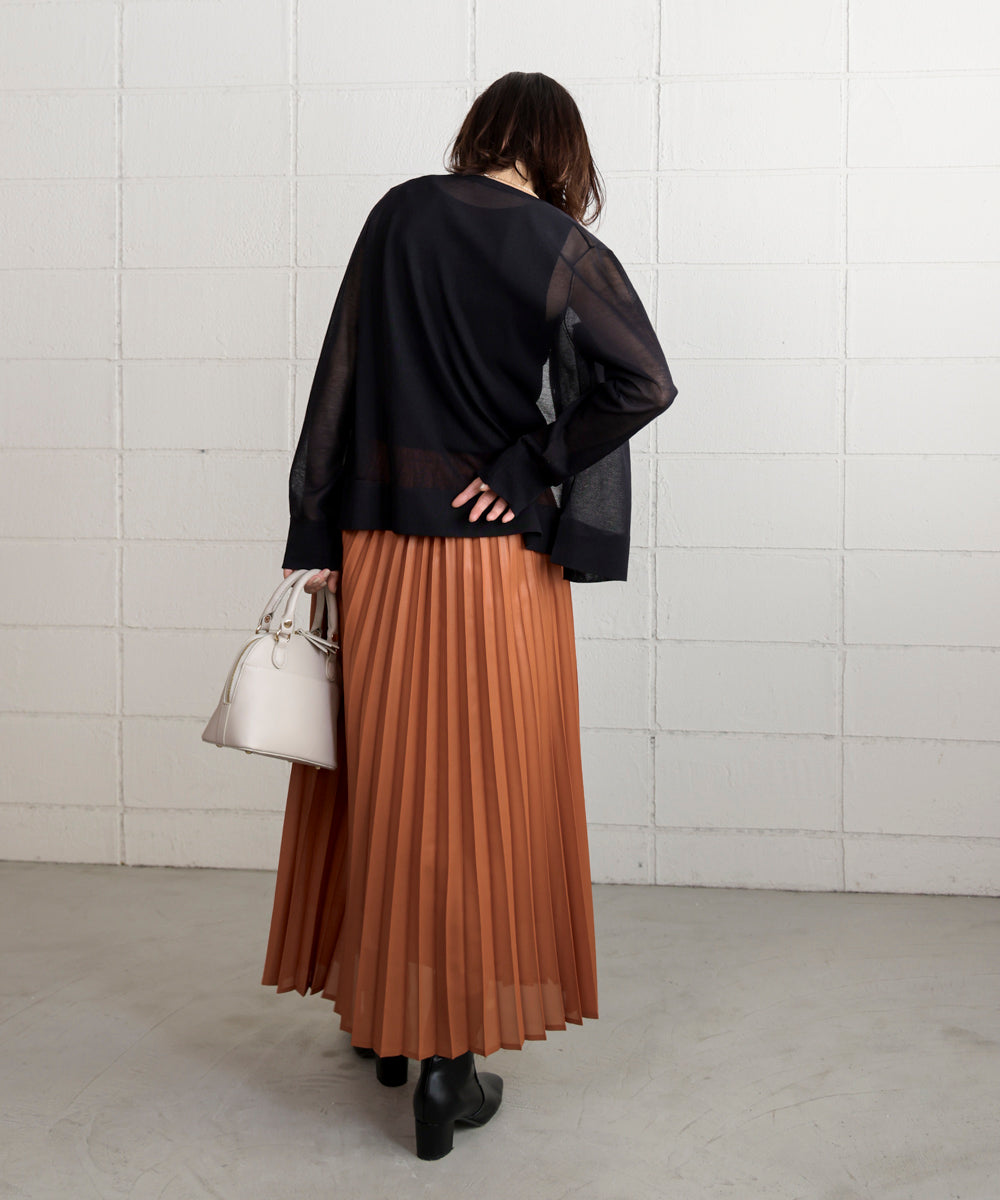 レザーライクチンツ加工スカート